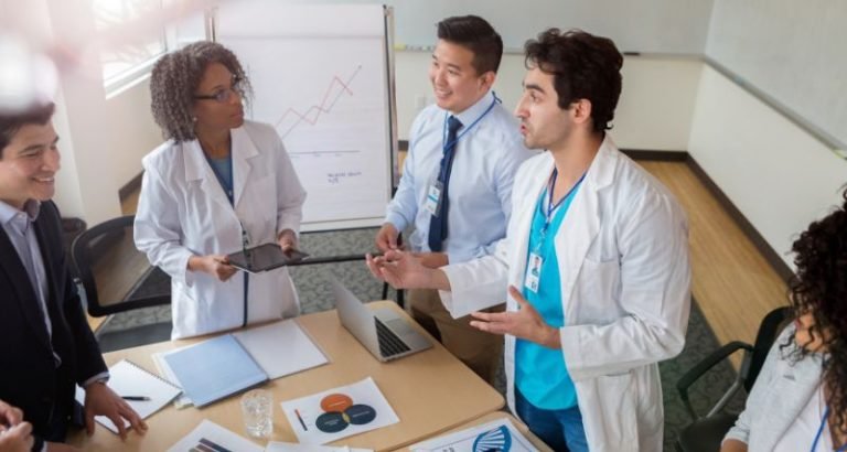 Diplomado de dirección comercial y marketing de industrias farmacéuticas