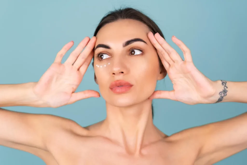 Maestría en Blefaroplastia y Rejuvenecimiento Periocular Avanzado 2