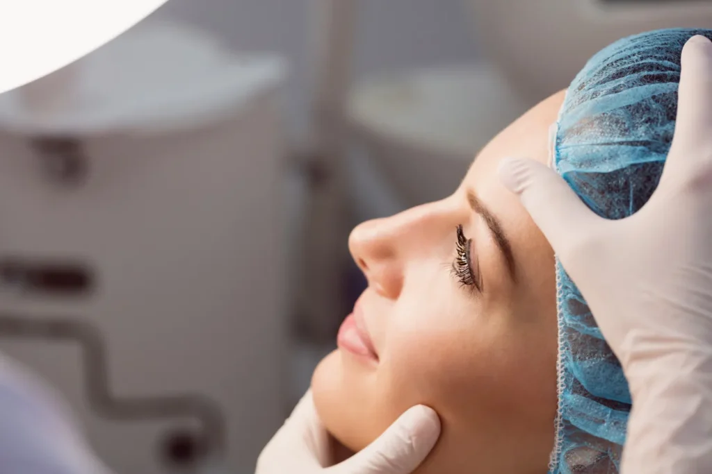 Maestria-en-Cirugia-Estetica-Facial-Rinoplastia-Blefaroplastia-y-Rejuvenecimiento-2