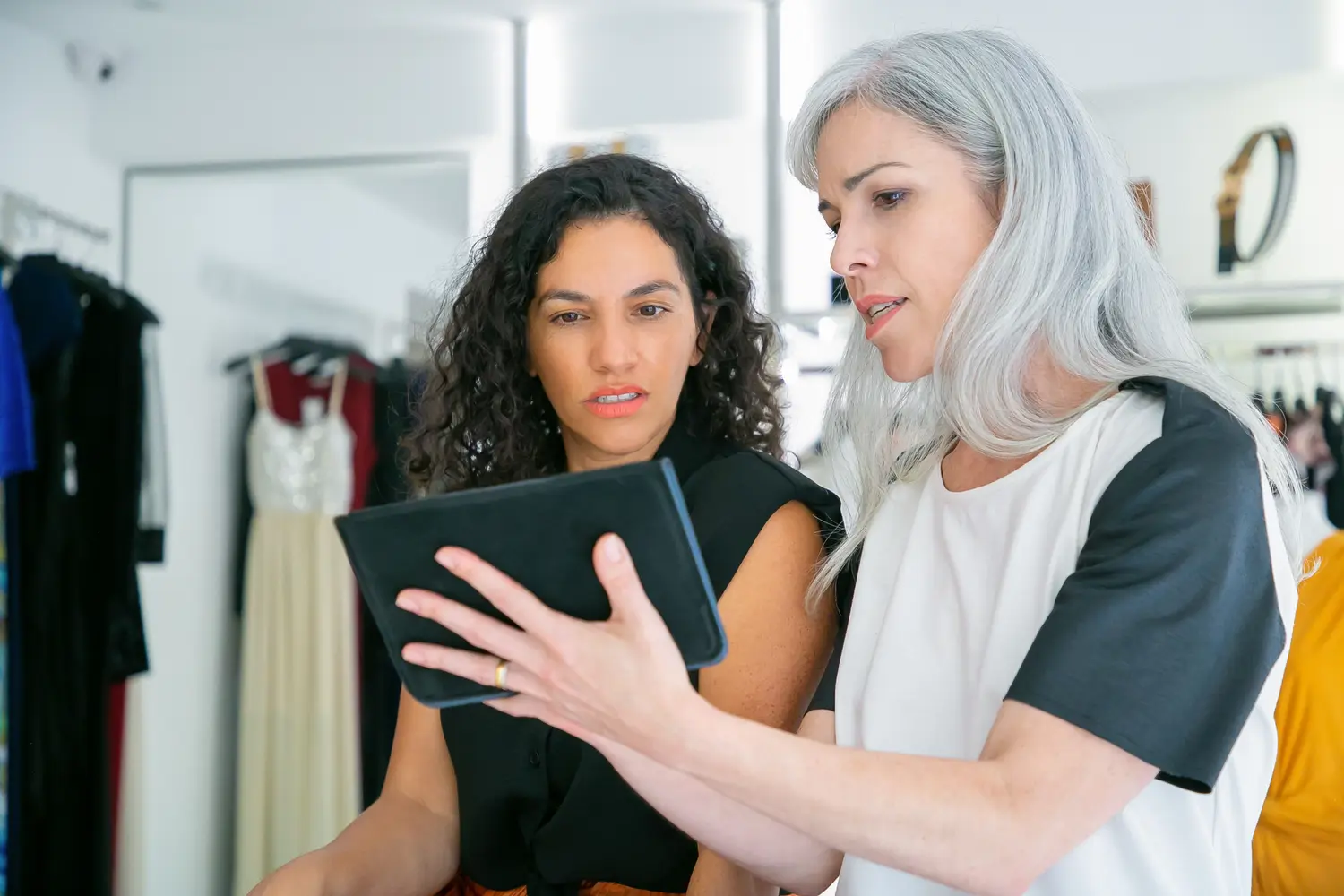 Máster en Personal Shopper y Estilismo Integral Maestría-en-Personal-Shopper-Estilismo-Integral-1